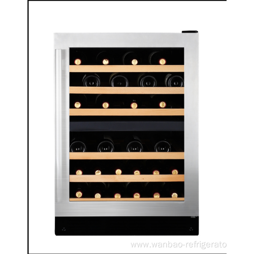 Triple door cooling wine chiller with single zone